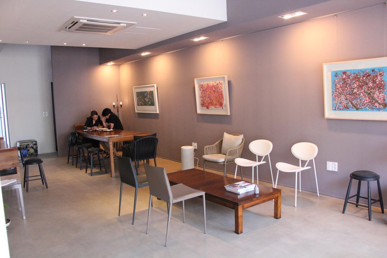 Wood House Hotel Busan Buitenkant foto